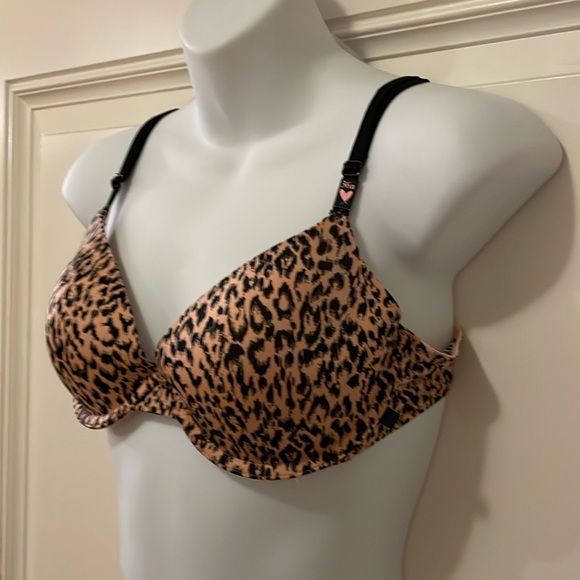 Victoria's Secret Animal Print Demi Cup Underwire Bra - Picture 2 of 16